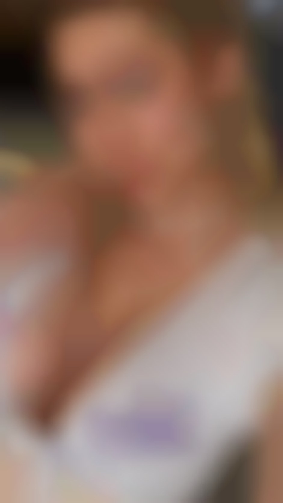 ni_nia11, criadora de conteúdo no Telegram